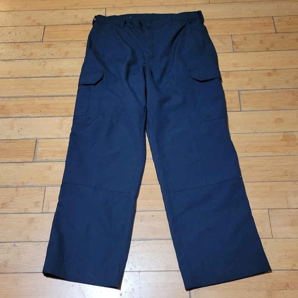 Lion Stationwear Cargo Style 6 Pockets Pants Waist 38" Unisex